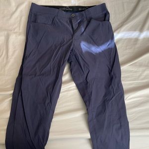 Eddie Bauer blue 32 x 32 dri-fit material
